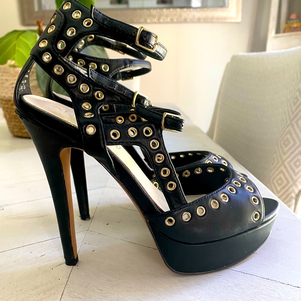 Black heeled Aldo Sandals